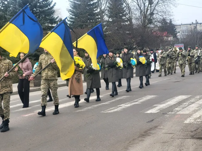 Побратими називали його «Батя»: у Ковелі попрощалися із Володимиром Крисюком