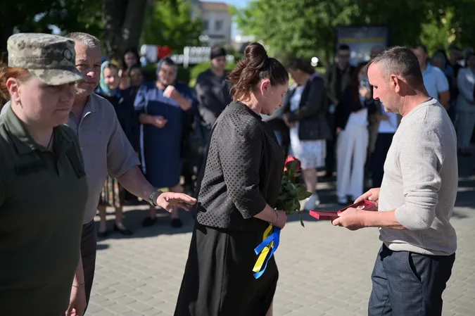 На Волині родинам загиблих Героїв вручили їхні посмертні нагороди (фото)