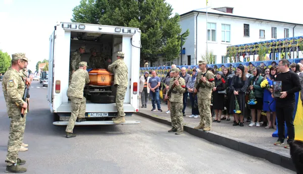 У громаді на Волині попрощалися з піхотинцем Павлом Герасимчуком (фото)