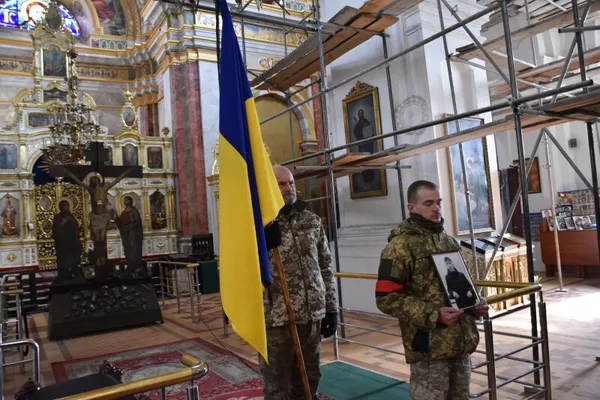 У Луцьку попрощалися з загиблим захисником Віталієм Шендриком (фото, відео)