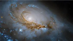 Hubble показав спіральну галактику у сузір’ї Жираф