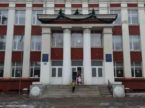 Луцьку школу №5 відремонтують за 150 тисяч