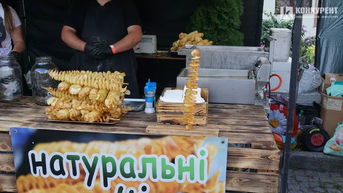 Як у Луцьку гуляли перший день фестивалю їжі (фото)