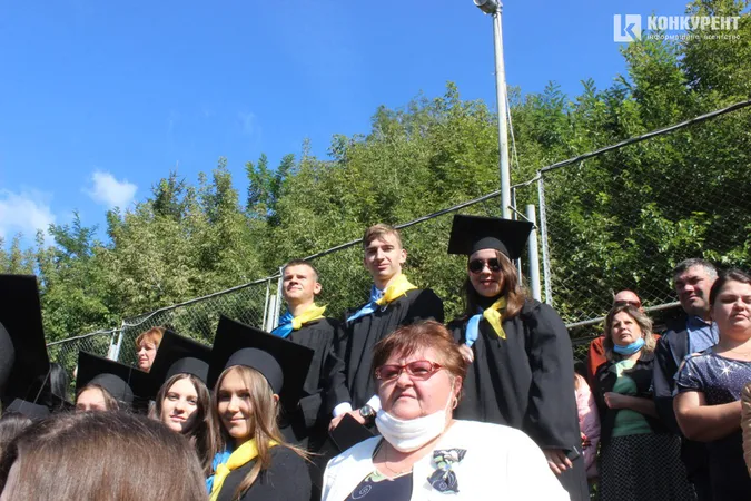 У Луцьку першокурсників ВНУ посвятили в студенти (фото)