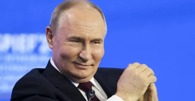 Трамп зробив все для Путіна, але виявилося, що у багні Путіну комфортно
