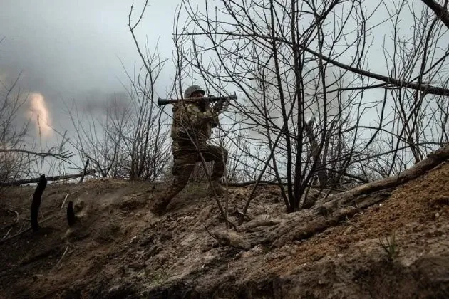 Близько 341 500 окупантів, 5682 танки, 6173 БпЛА: втрати ворога на 13 грудня