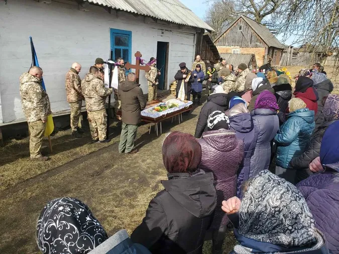 На Волині попрощалися із 51-річним захисником Іваном Байцимом (фото)