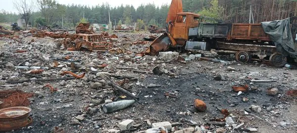 Близько 59 610 окупантів, 2354 танки, 226 гелікоптерів: втрати ворога на 1 жовтня
