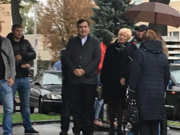 На Театральному майдані у Луцьку – зустріч із Михайлом Саакашвілі (фото)