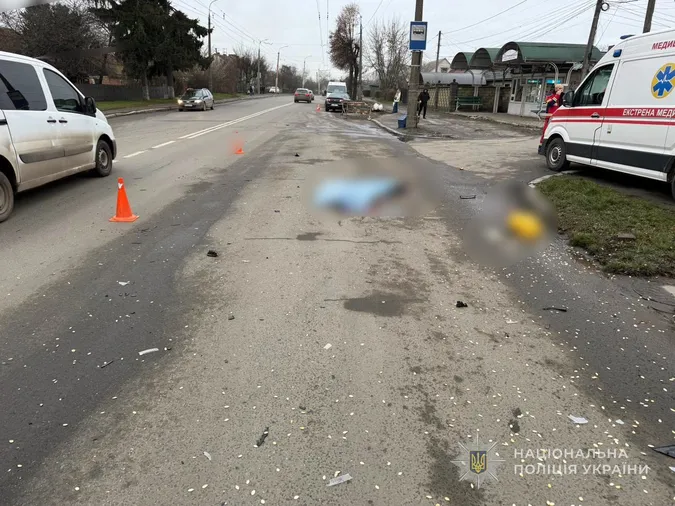 У Луцьку на Ковельській – смертельна ДТП: авто збило двох людей на переході (фото)