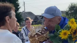 Зустрічали всім селом: на Волинь з полону повернувся Андрій Романюк (відео)