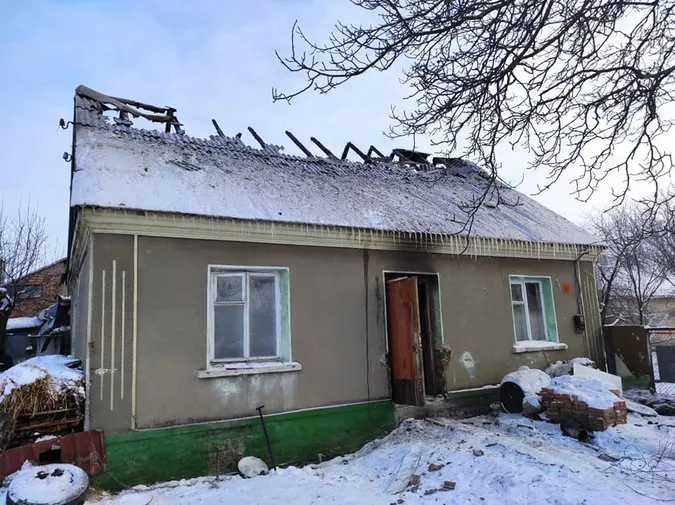 У Жидичині згоріла хата: просять допомогти погорільцям (фото)