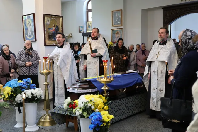 Загинув на Великдень: у Луцьку попрощались з Героєм Олександром Кущем