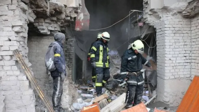 У МОЗ розповіли, що робити, якщо будинок починає обвалюватись або обвал вже стався