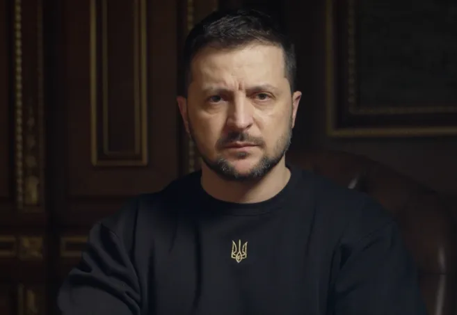 Всупереч Залужному, Зеленський не вважає ситуацію патовою: президент відреагував на гучну статтю