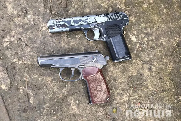На Волині поліцейські викрили групу наркодилерів та три лабораторії з виготовлення амфетаміну