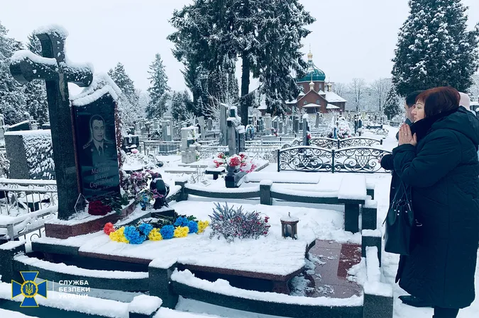 У Луцьку СБУ вшанувала пам’ять загиблого офіцера Віктора Мандзика (фото)