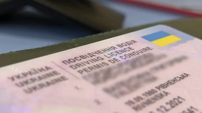 В Україні зросте вартість видачі прав водія, складання іспитів та реєстрації авто