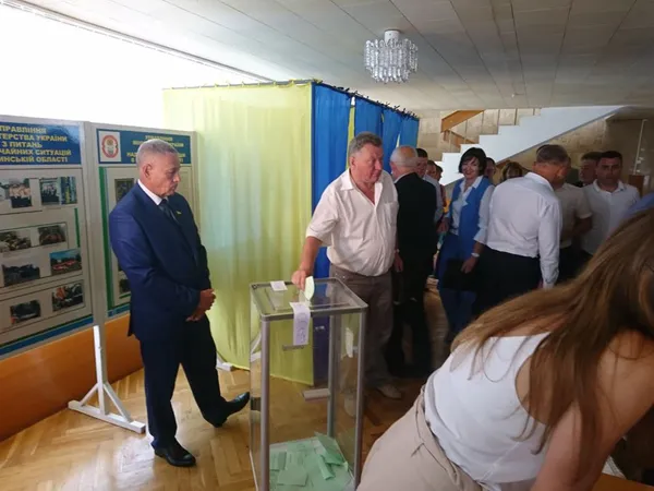 Депутати обирають нового голову Волиньради (фото)