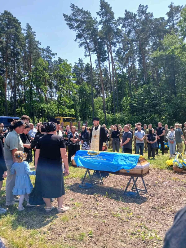 На Волині провели в останню дорогу полеглого воїна Вадима Ніколайчука (фото)