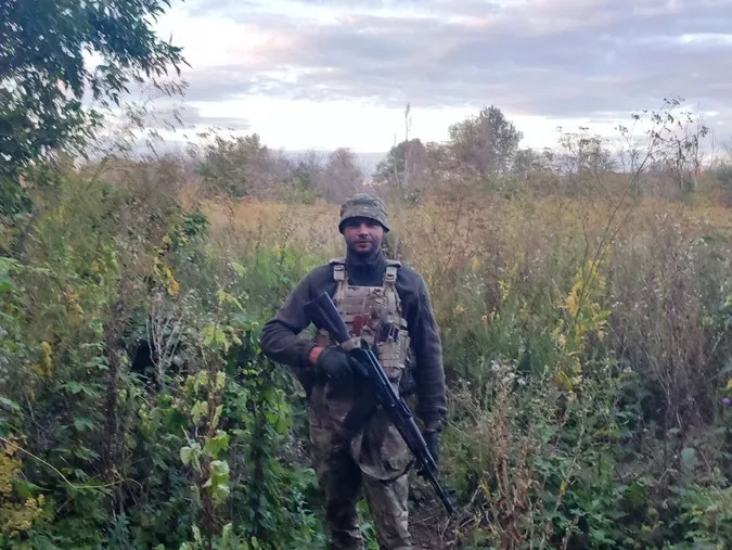 Цілу ніч під прицілом FPV-дронів: історія захисника з Волині