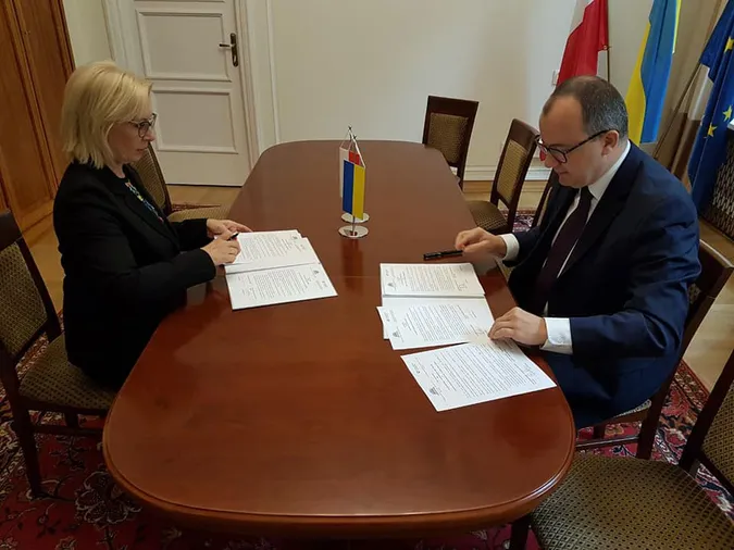 Україна і Польща домовилися захищати громадян одне одного