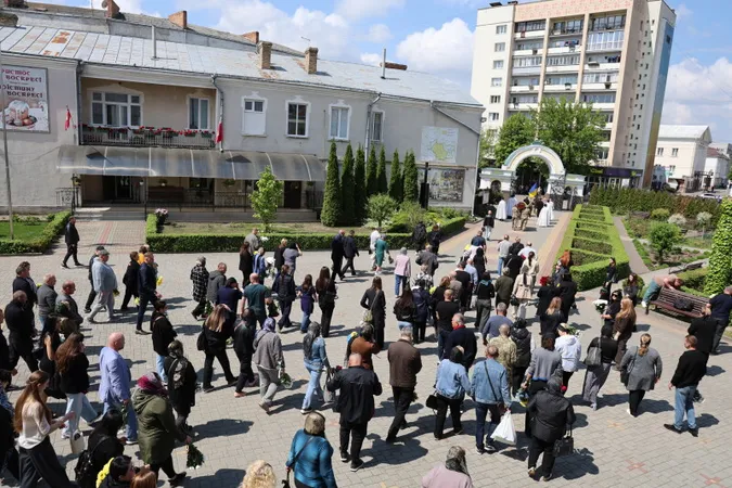 У Луцьку провели в останню дорогу Героя Дмитра Гордійчука (фото)
