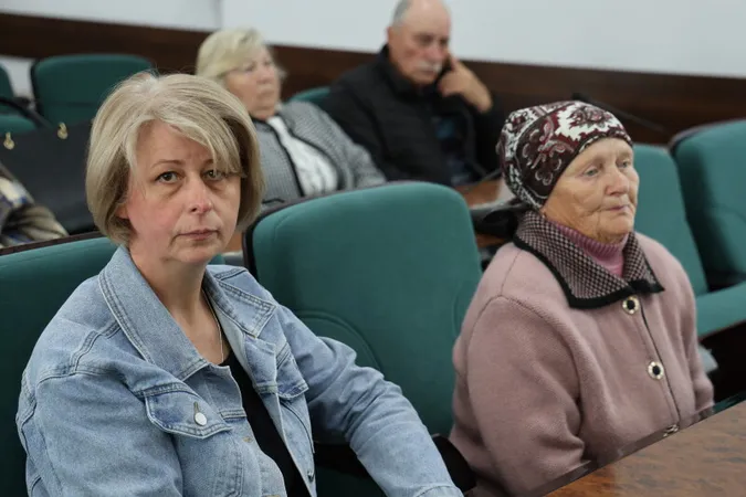 У Луцьку родинам загиблих Героїв вручили державні нагороди (фото)