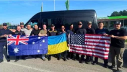В Україну прибули рятувальники зі США, Австралії, Німеччини та Польщі (відео)