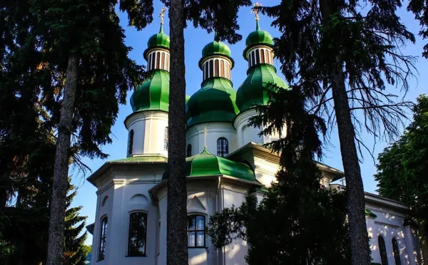 У цих печерах досі «виганяють диявола»: де вони знаходяться