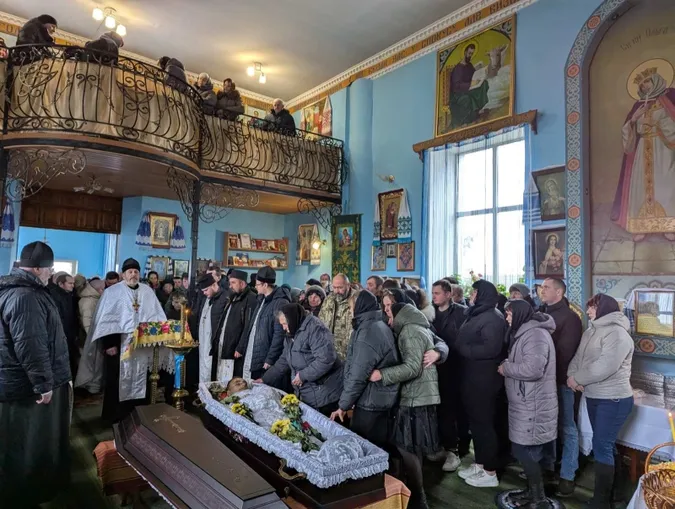 На Волині попрощалися із загиблим воїном Петром Процом (фото)