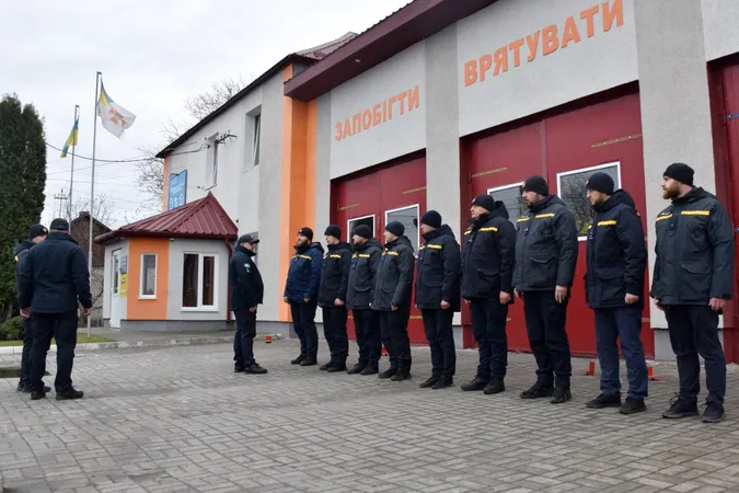 Сапери з Луцька поїхали розміновувати Донеччину (фото)