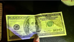 У Ковелі п'яний водій проїхав на «червоне» і дав 100 доларів патрульним