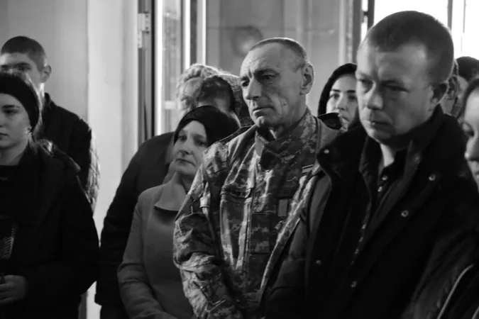 У Луцьку попрощалися із загиблим на Запоріжжі Романом Домановим