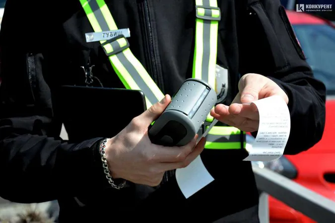 У Луцьку інспектори з паркування виписали штрафів на 176 тисяч