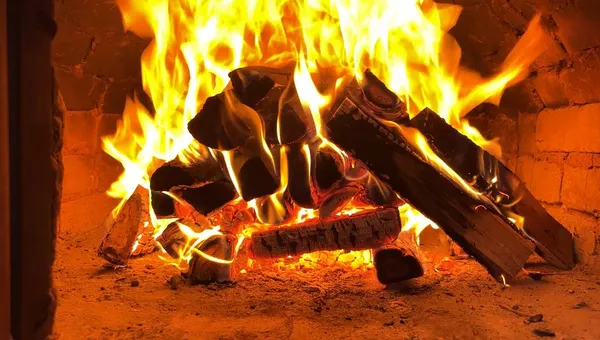 Прикордонниця з Волині випікає паски за старовинним рецептом бабусі (фото, відео)