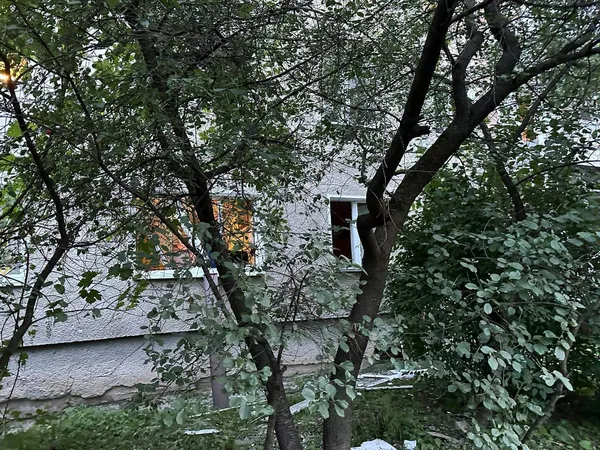 Показали наслідки нічного удару по Івано-Франківську (фото)