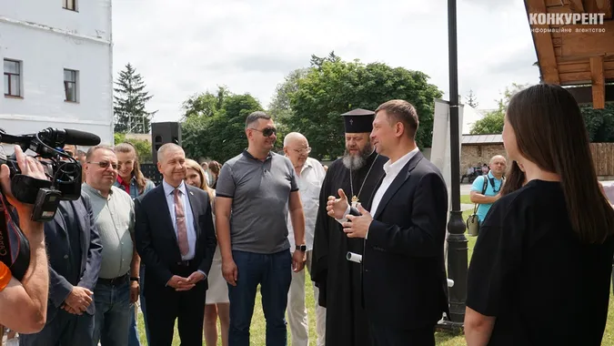 500-літні підземелля, вежа, мур: у Луцьку відкрили Окольний замок (фото)