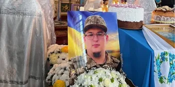Загинув у поїзді у день свого 21-річчя: на Волині попрощалися з воїном Віктором Сігнаєвським (фото)