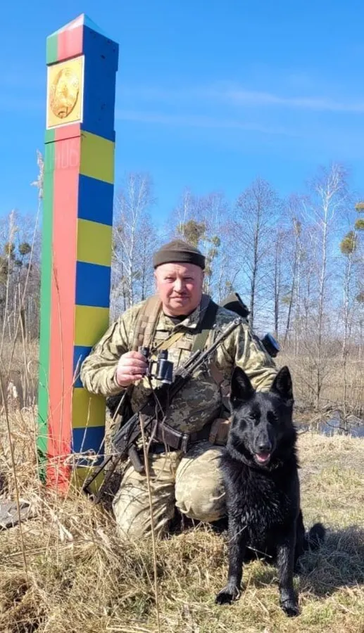 На волинському прикордонні на город ходять із дозволом та моляться, щоб не було грози, бо здетонують... міни