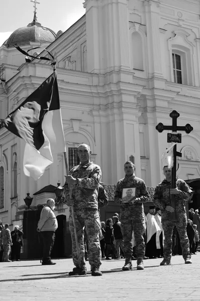 Луцьк попрощався з двома загиблими на Донеччині бійцями (фото)