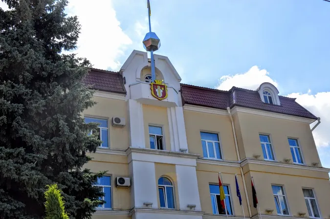 Виконком Луцькради хочуть змусити публічно відповідати за свої рішення