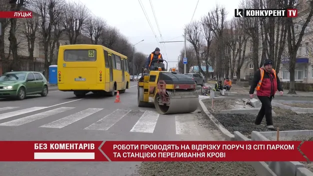 Рух ускладнений: що коїться на проспекті Волі у Луцьку (фото, відео)
