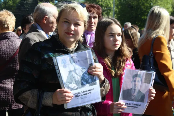 Ніколи знову: у Луцьку вшанували пам'ять жертв Другої світової війни (фото)