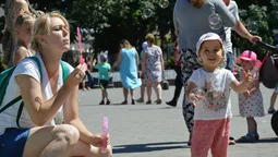 У Луцьку стартував фестиваль бульбашок "Bubble FEST" (фото, оновлено)