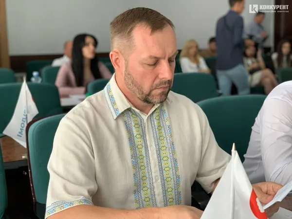 Михайло Наход