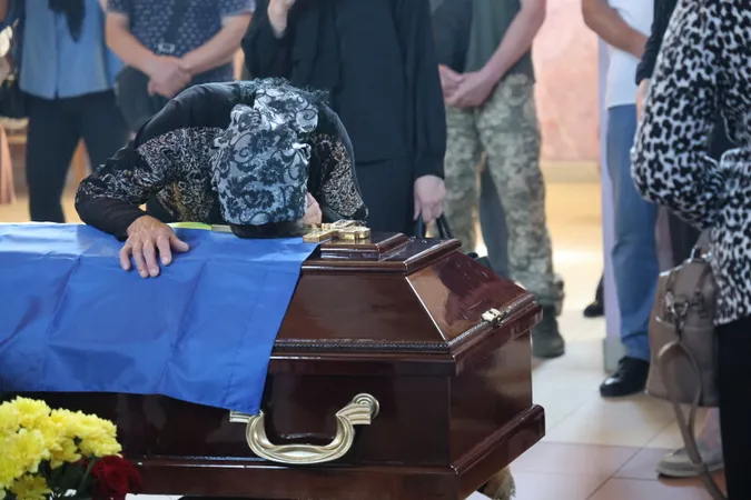 На Волині попрощалися із Захисником Віктором Миколайчуком (фото)