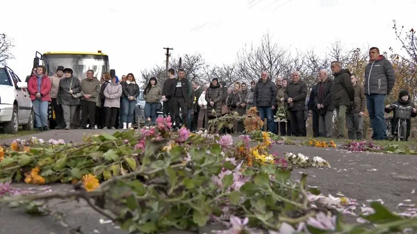 «Надіялися, що живий»: на Волині попрощалися з воїном, зниклим безвісти в Іловайському котлі (фото, відео)