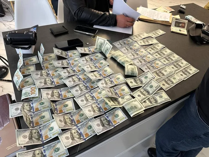 До трьох обласних управлінь Нацполіції прийшли з обшуками: що відомо (фото)