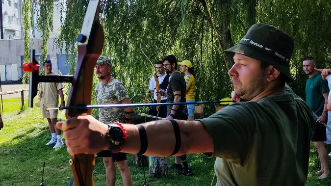 У Луцьку відбувся чемпіонат лучників, в якому взяли участь військові